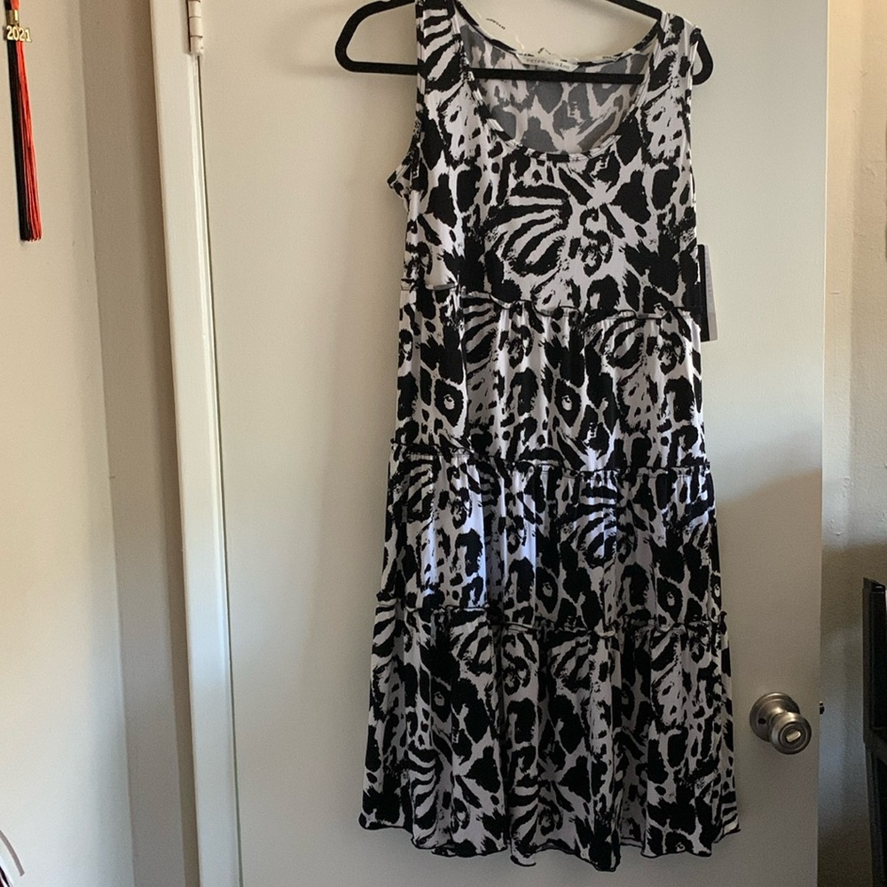 Peter Nygard Black and White Sleeveless Sundress